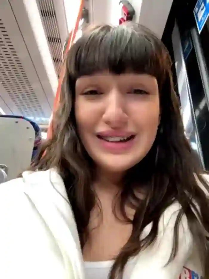 2025/09/11/stripchat-sophie_avory-18-16-08