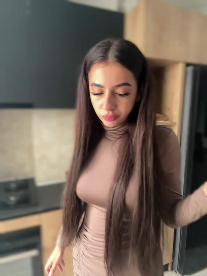 LaraVegas_