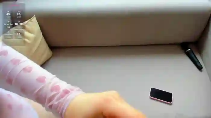 2025/09/13/stripchat-miss_bubbles_-03-35-55