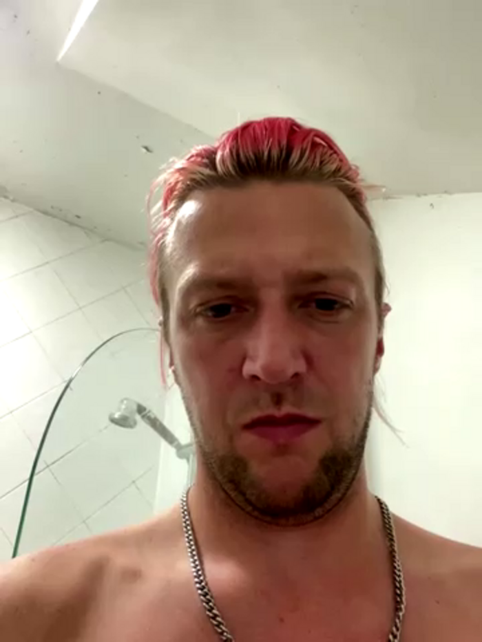 straight-alex_