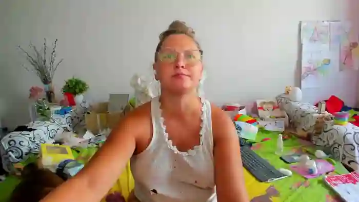 2025/09/17/stripchat-iamyournarcotic-12-58-13