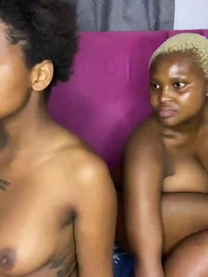 2025/09/17/stripchat-lolax01-23-27-33