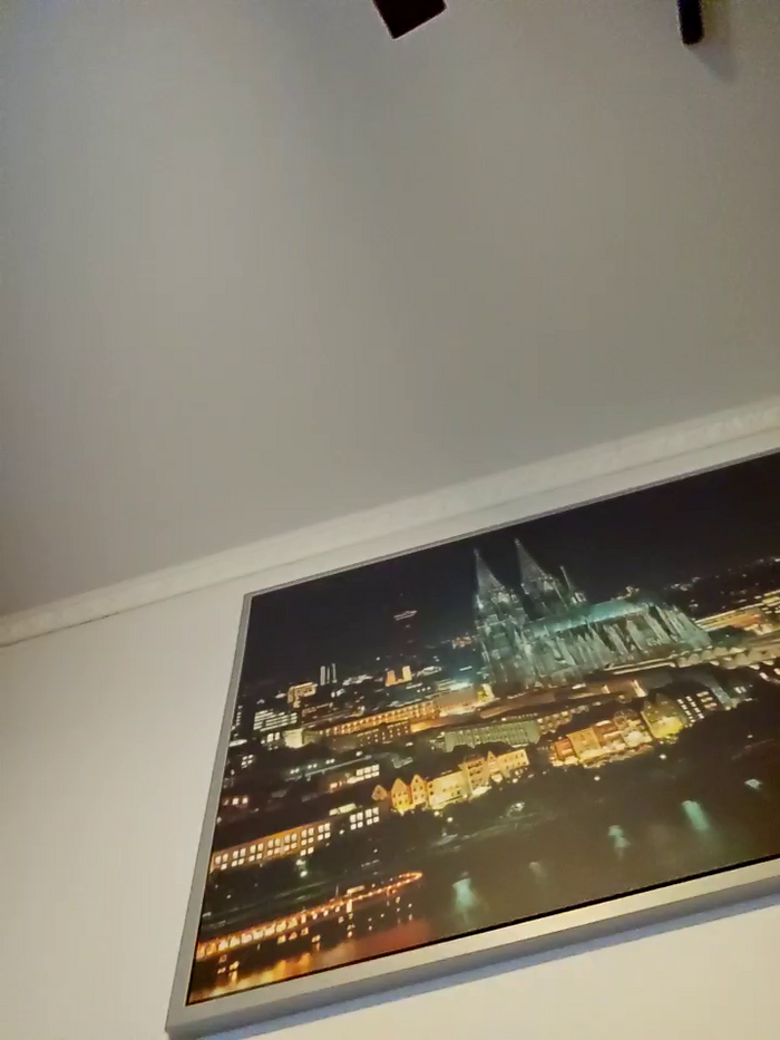 Hornyblond_Bella