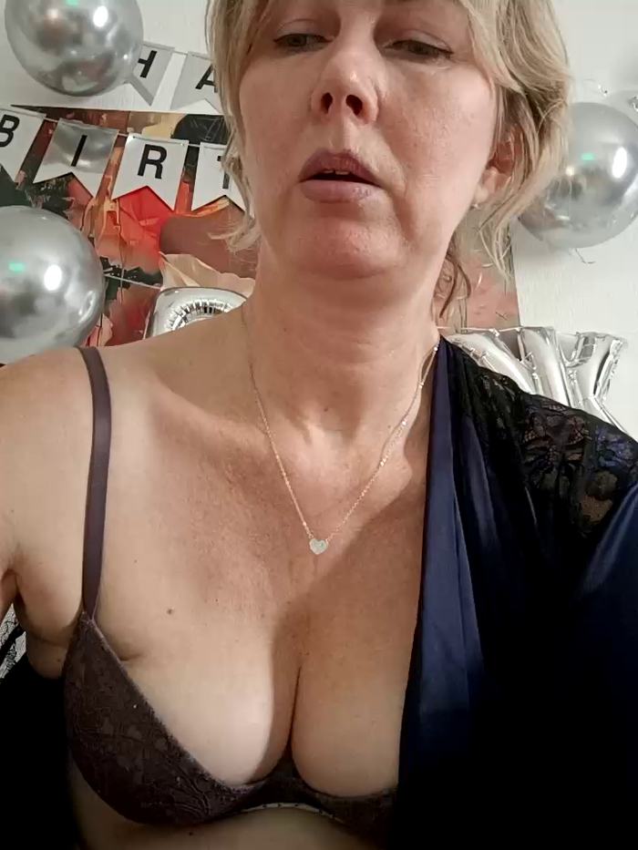 stellahere8