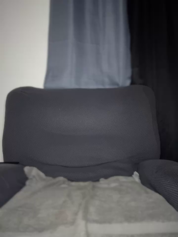 _foreigntitts