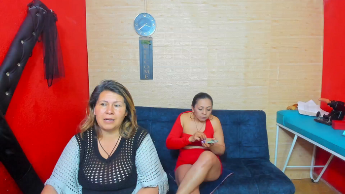lesbiancuple