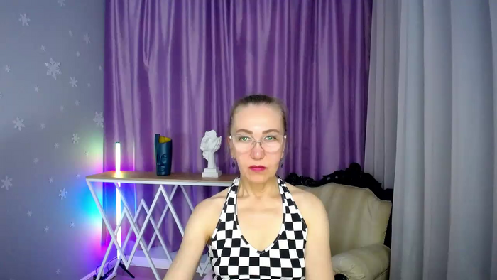 queen_a_n_i