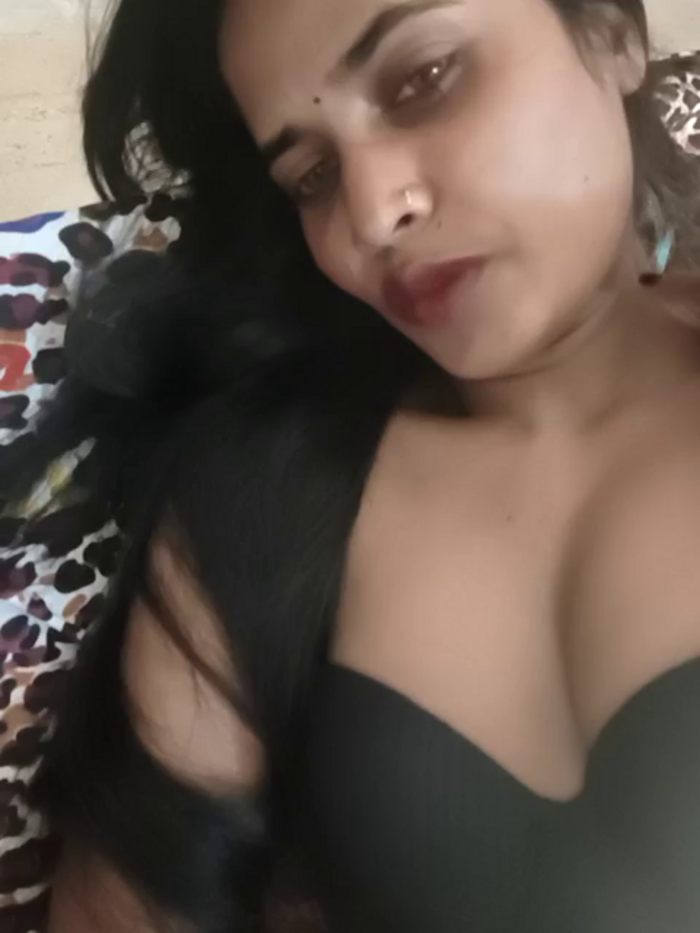 cute_radhikaa