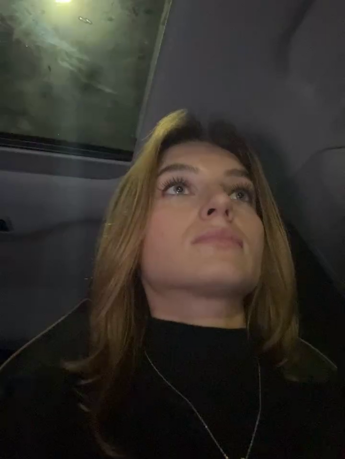 -AngelAri-