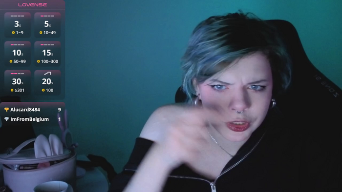 Alice_Zev