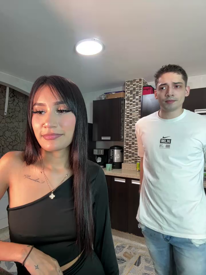 kevin_hotgirls