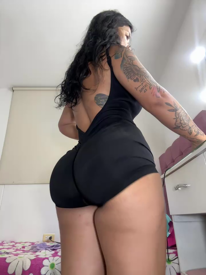 lau_ass_goddess
