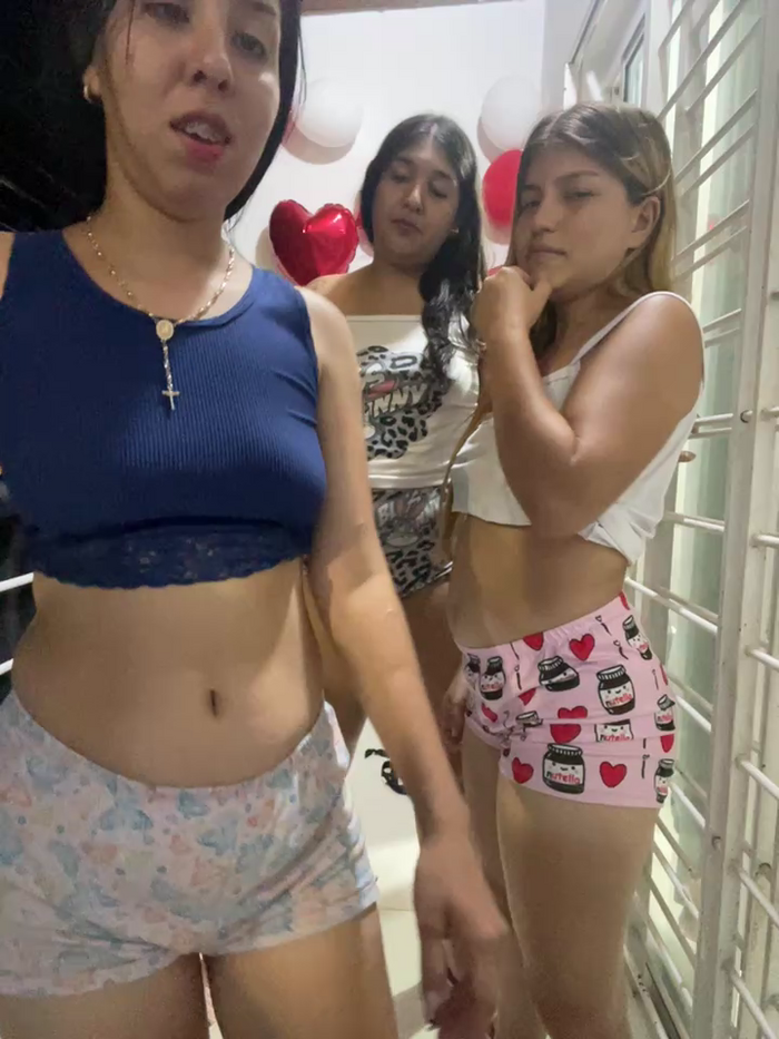 royalgirls_x