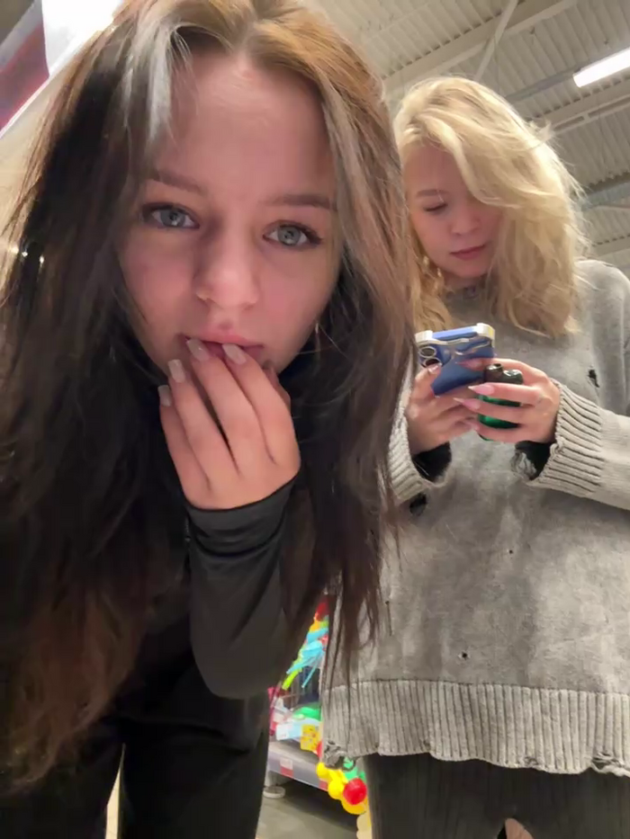 Cum_girlss