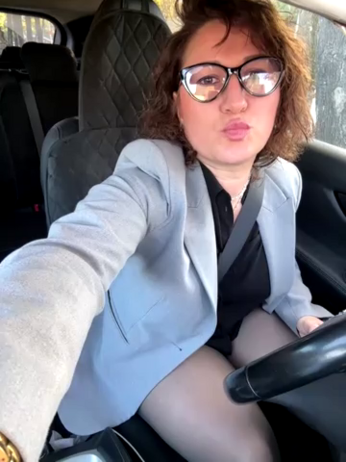 ZhenjaPoledance