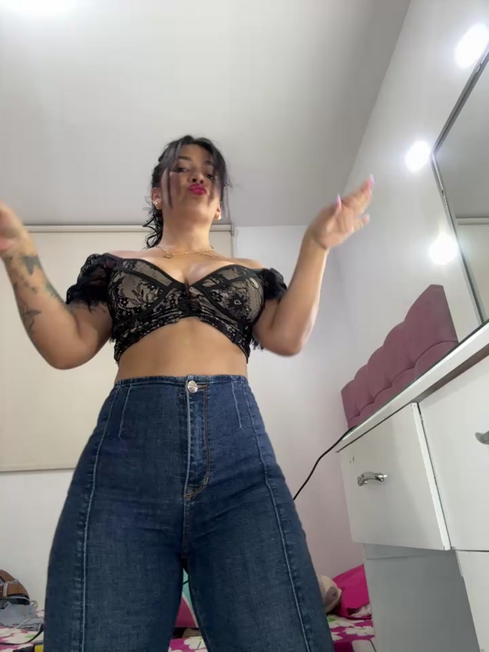 lau_ass_goddess
