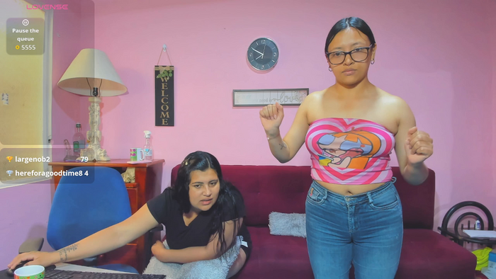 lesbiancuple