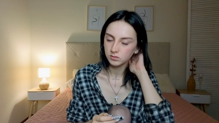 Little_moly999