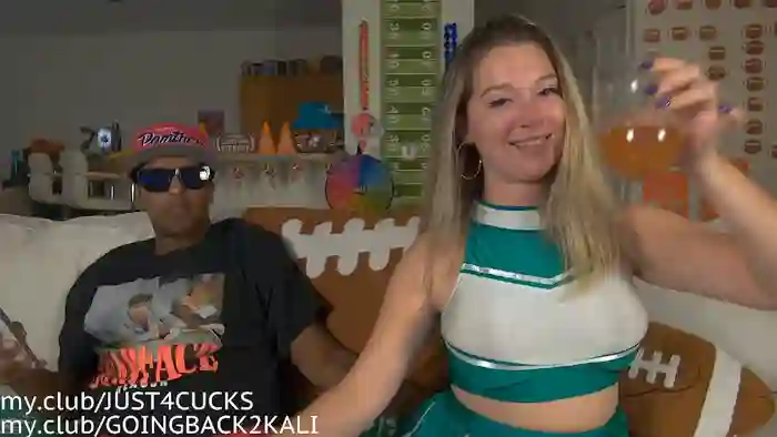 2025/10/03/stripchat-boomboomr00m-03-42-36