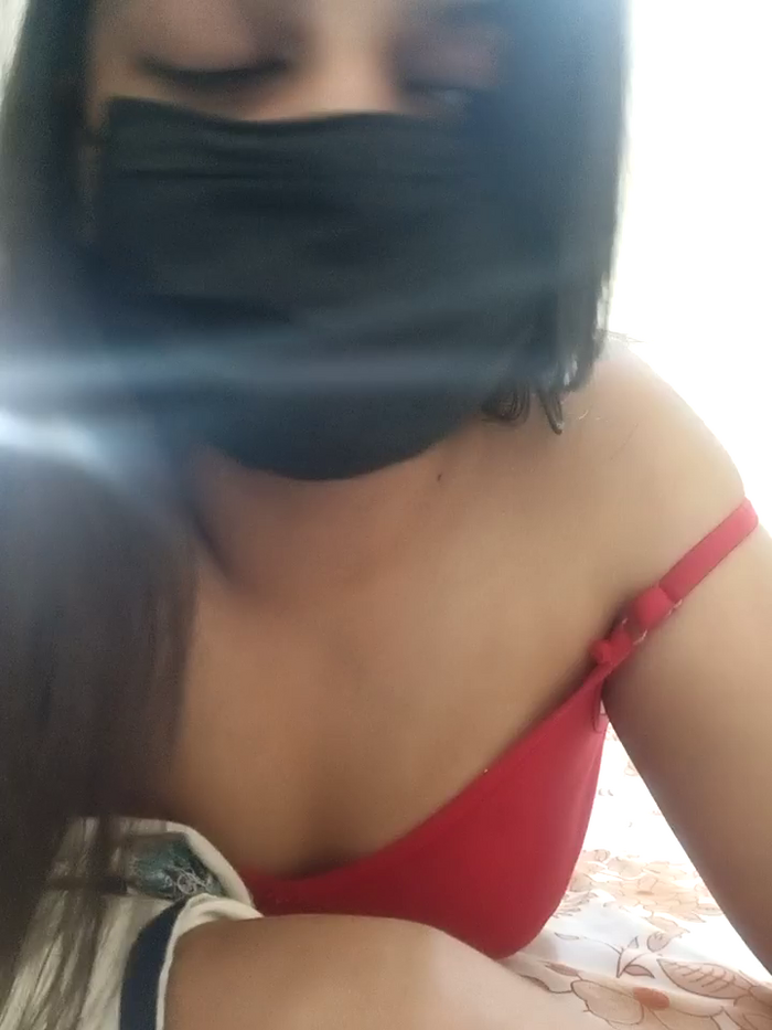Love_bitess