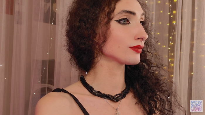 Queen_of_tease