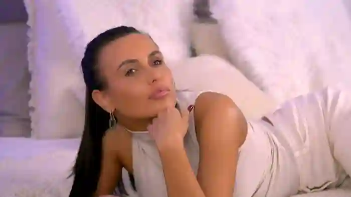 2025/10/05/stripchat-anaisbellas-21-30-19