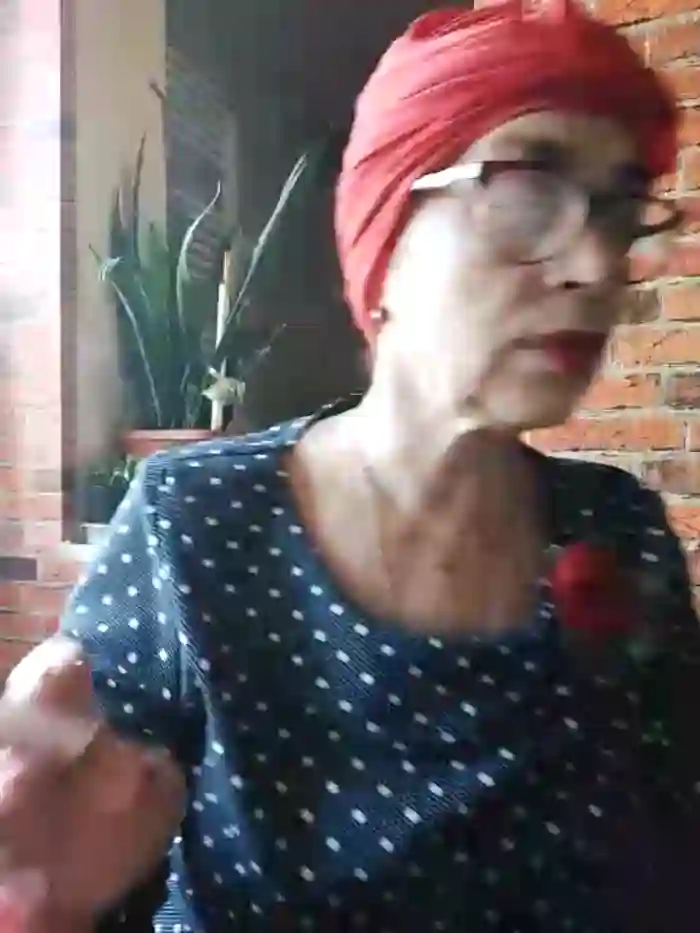 2025/10/10/stripchat-love_tina56-08-33-32