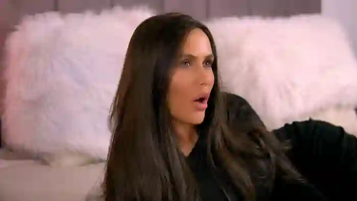 2025/10/16/stripchat-anaisbellas-23-06-01