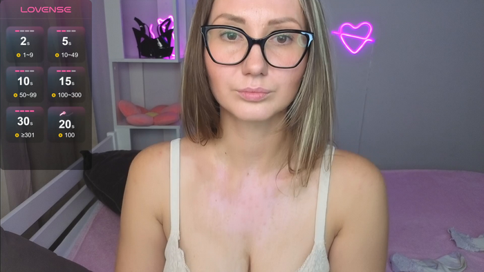 NikkiKiss__