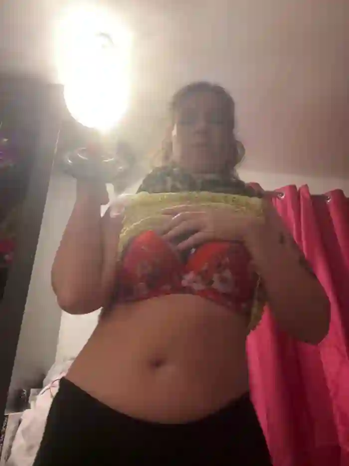 2025/10/20/stripchat-lwhite1-22-19-29