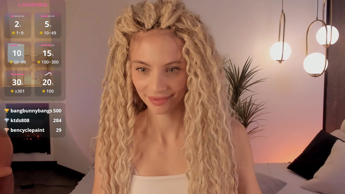 mia_silkk