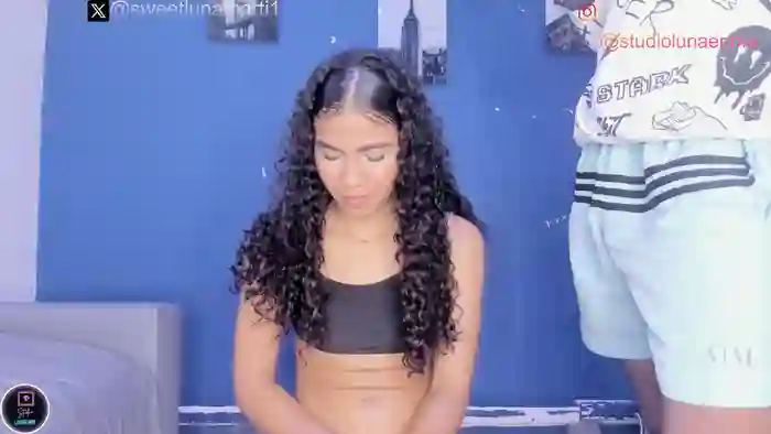 2025/10/21/stripchat-bemylover3-09-39-38