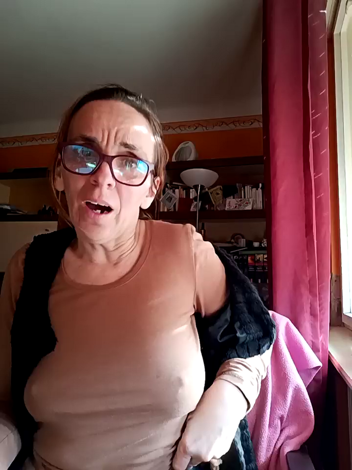 Dettybitch40
