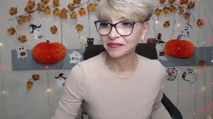 2025/10/23/stripchat-ellabonito-10-36-23