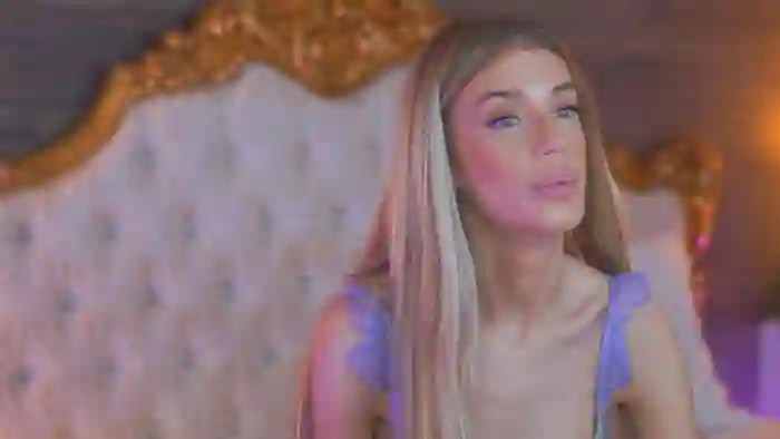 2025/10/24/stripchat-ellieredd-15-39-57