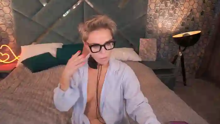 2025/10/24/stripchat-pleasurewecouple-09-13-57