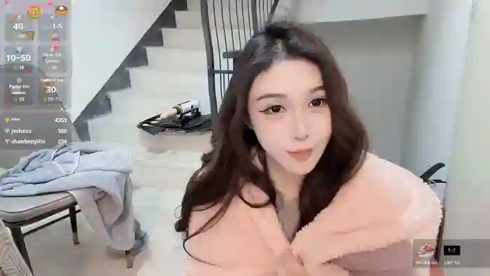 2025/10/24/stripchat-za-02605-17-55-29