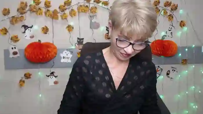2025/10/26/stripchat-ellabonito-07-39-54