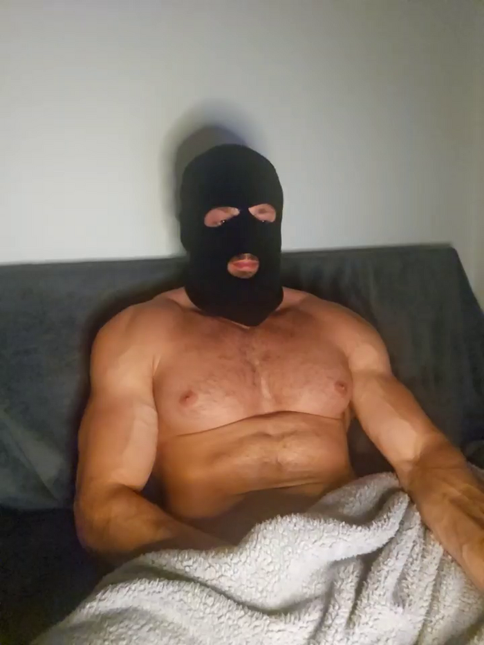 Masked_Bull38_Uk