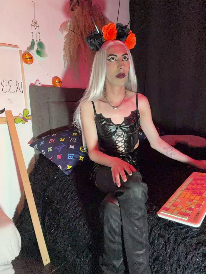 DOMINANT_TEACHER_KAROL