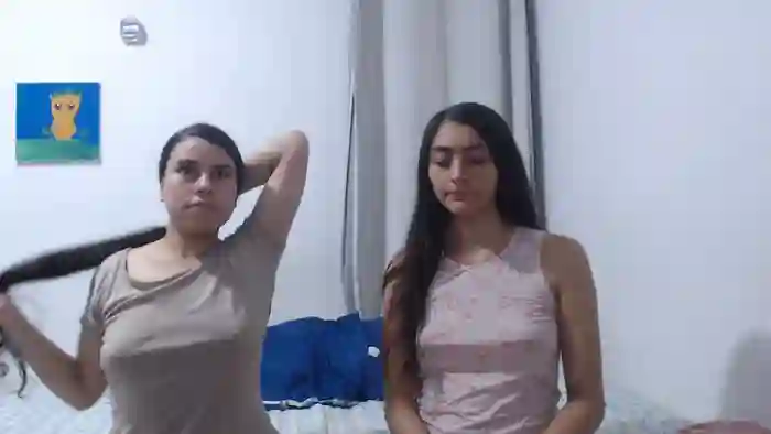 2025/10/31/stripchat-charlotteandbrittany-03-18-33