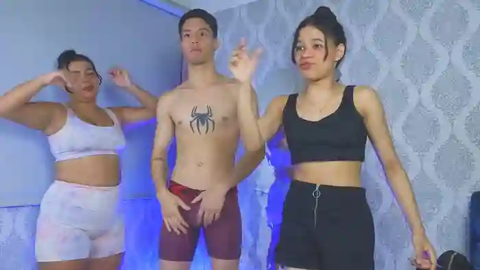 2025/11/11/stripchat-twink_sensationx-14-09-49