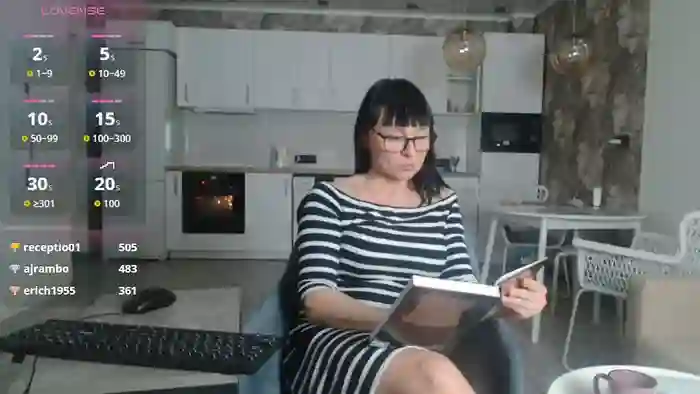 2025/11/11/stripchat-secret_library-11-11-35