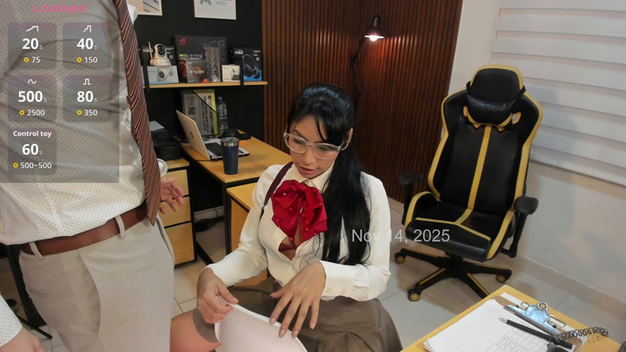 Office_Naughty_Girl