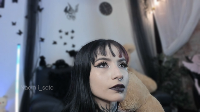 Naomii_Soto