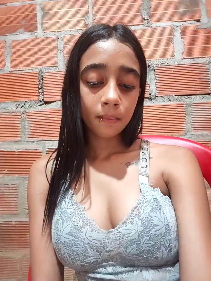 Zoe_Sweett18