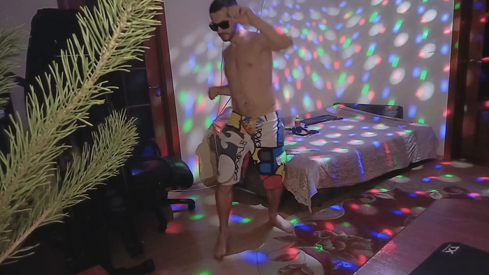 333Alone_in_theDark777