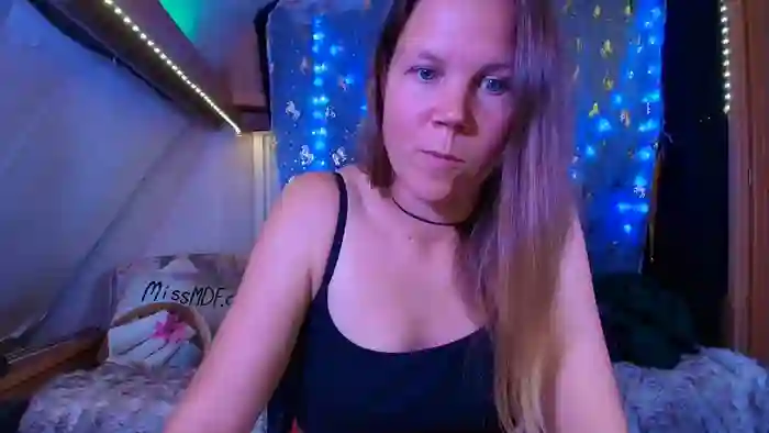 2025/12/12/stripchat-callmemaria-16-59-03