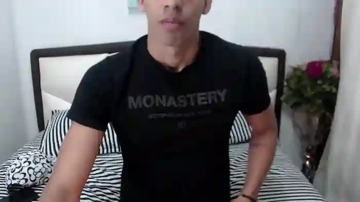 2025/12/12/stripchat-liam_wyat-11-10-58