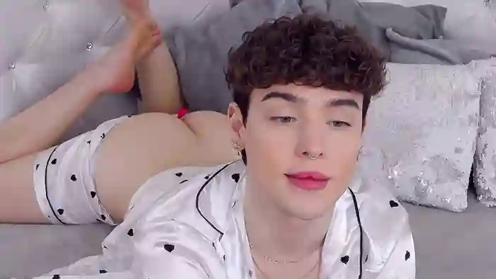 2025/12/12/stripchat-robbycharming-05-09-53